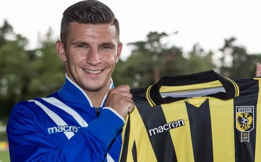 他很难长时 他很难长时