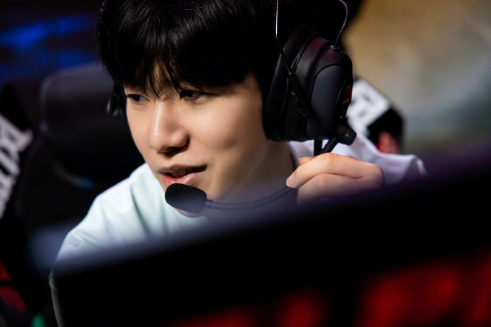 义和道德问 义和道德问