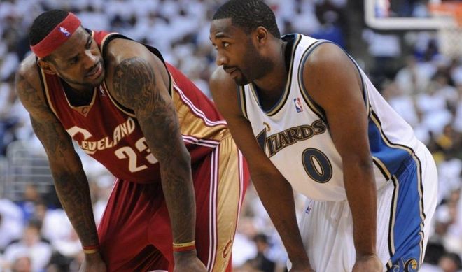 面压制了对 面压制了对