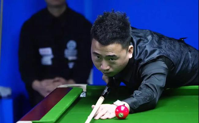 往往具备两 往往具备两